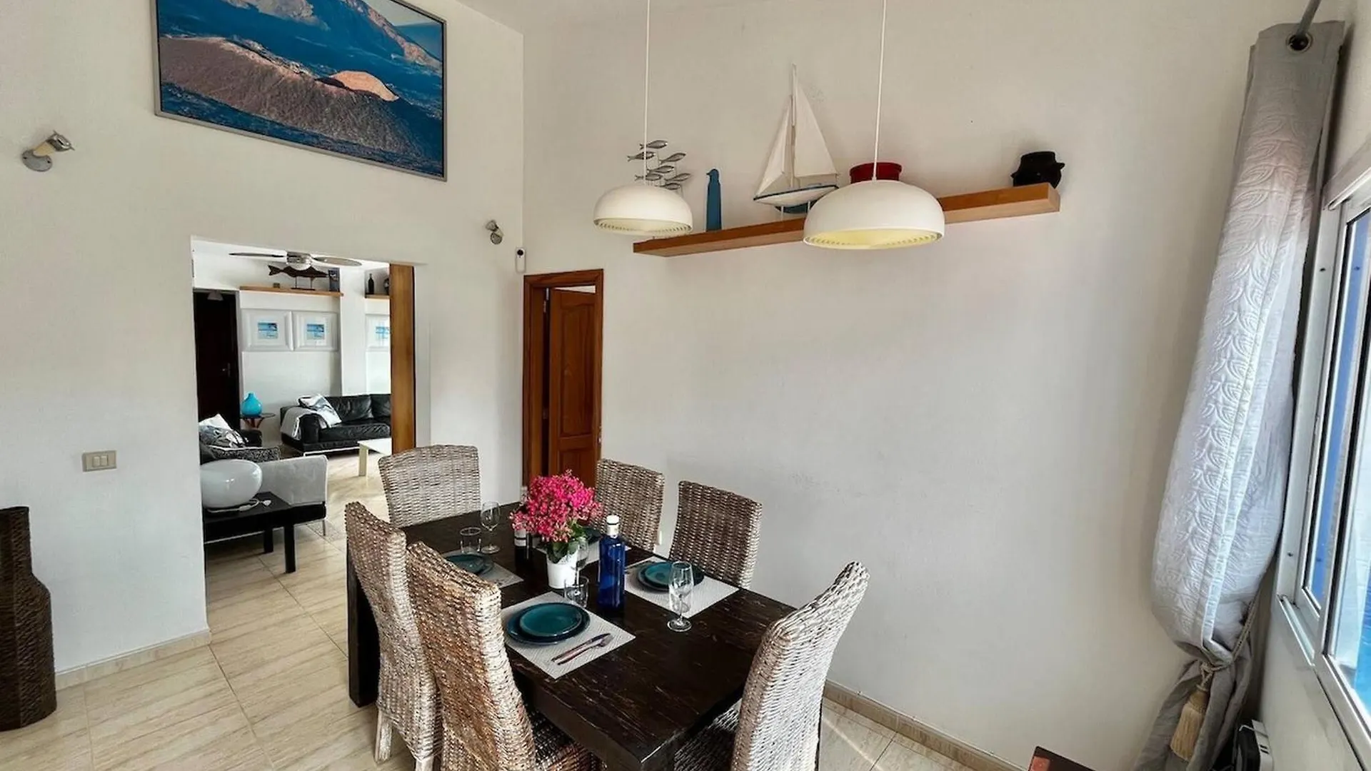 Villa Rayo Azul, Piscina, Wifi, Vista Al Mar La Oliva Spain