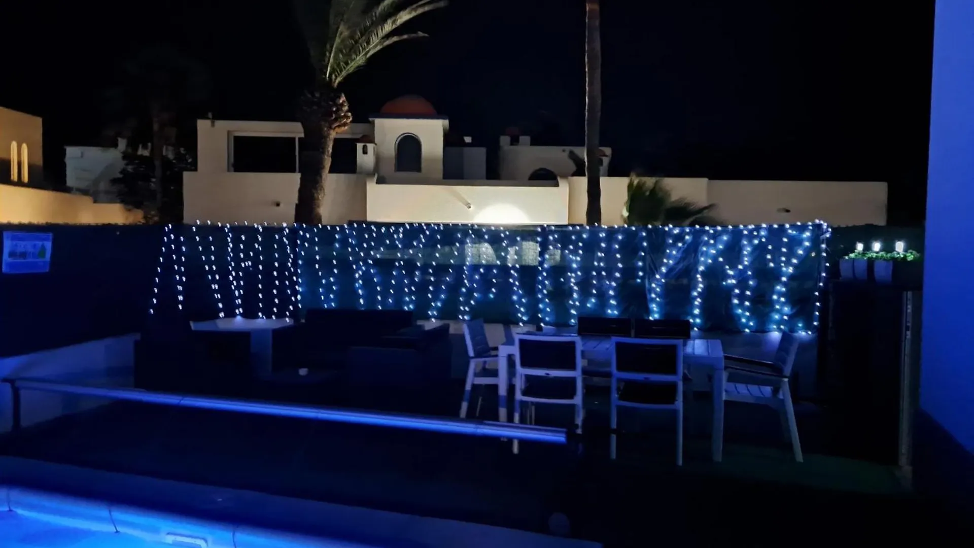 Villa Rayo Azul, Piscina, Wifi, Vista Al Mar La Oliva