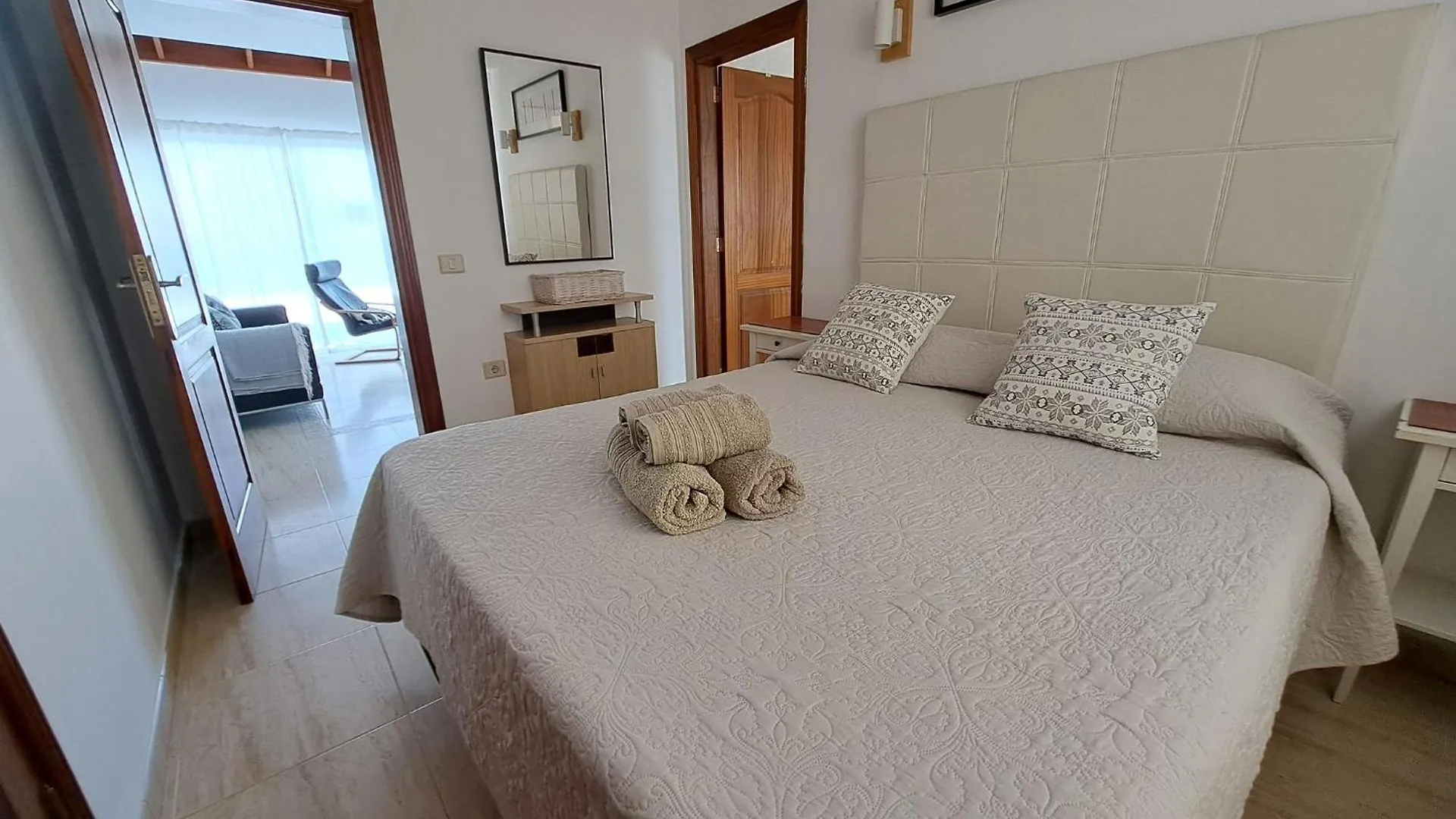 Villa Rayo Azul, Piscina, Wifi, Vista Al Mar La Oliva