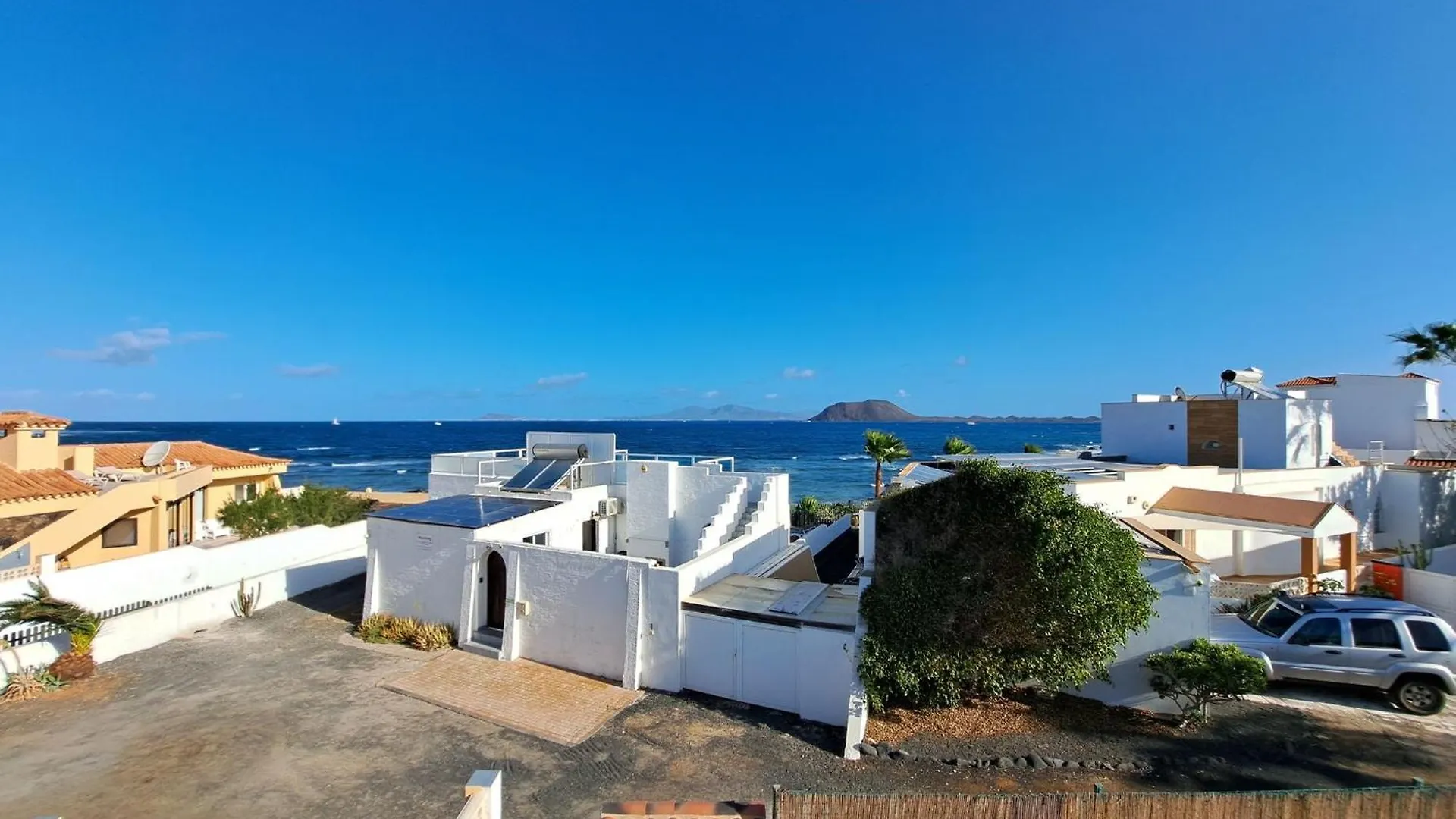 Villa Rayo Azul, Piscina, Wifi, Vista Al Mar La Oliva Spanyolország