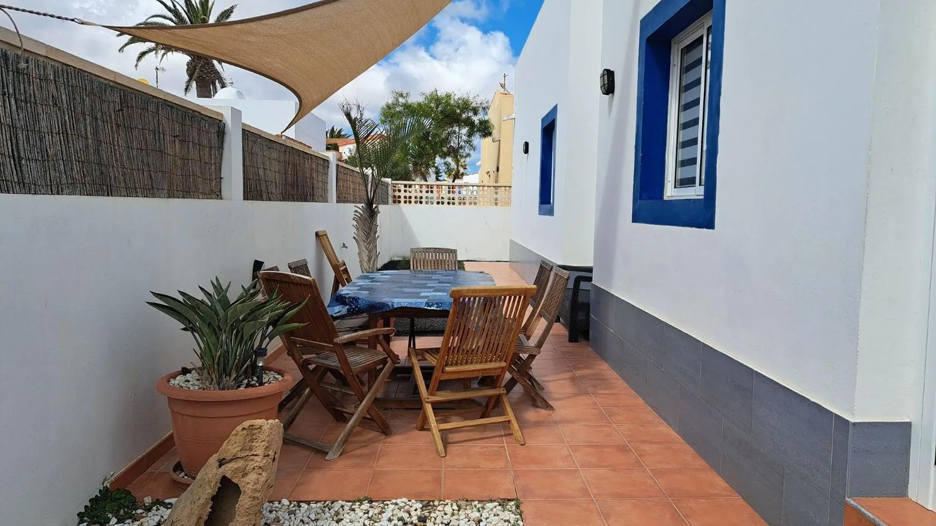 Villa Rayo Azul, Piscina, Wifi, Vista Al Mar La Oliva 0*,  Spain